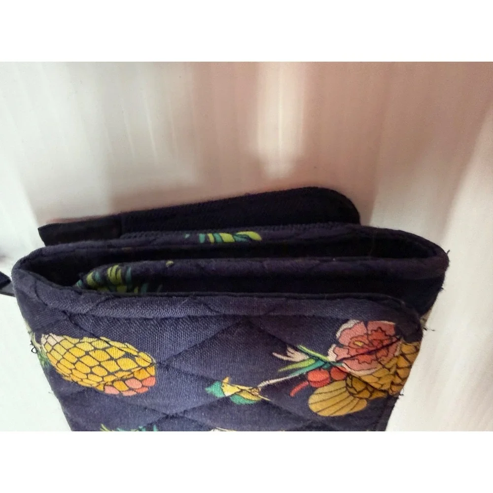 VERA BRADLEY TOUCAN PARTY TOTE, BEACH TOWEL & WRISTLET/ WALLET BEACH BAG SET - Picture 9 of 16